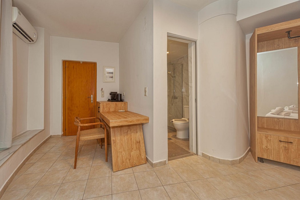 Island Beach Resort And Annex Adults Only 35/81
