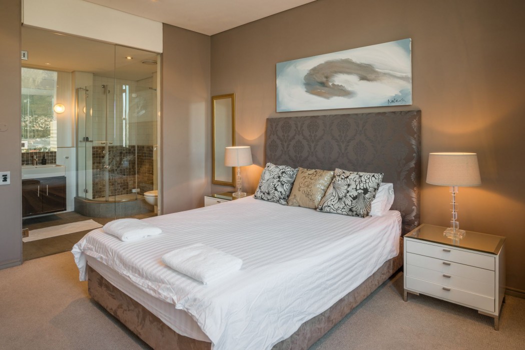 Cartwrights Corner by ITC Hospitality 17/19