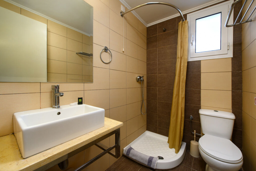 Ipsos Di Mare - Adults Only 11/41