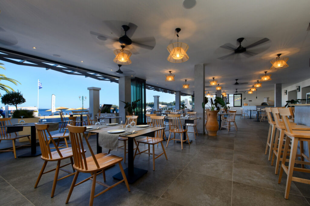 Ipsos Di Mare - Adults Only 21/41