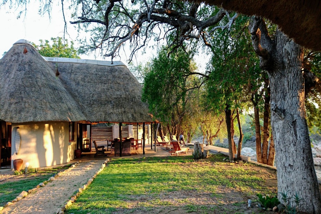 Machaton Private Camp 12/44