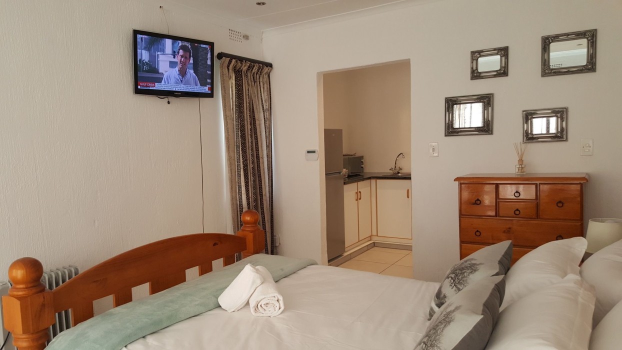 8 Ibis Lane Guest House 4/4