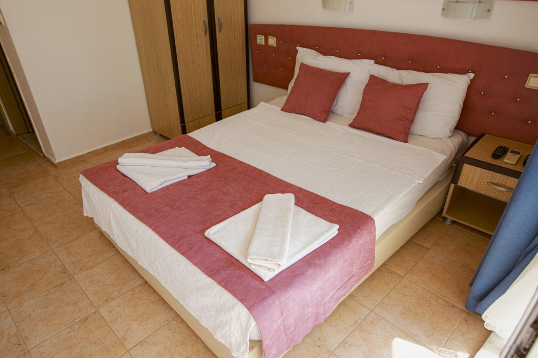 Zeybek Hotel 6/22