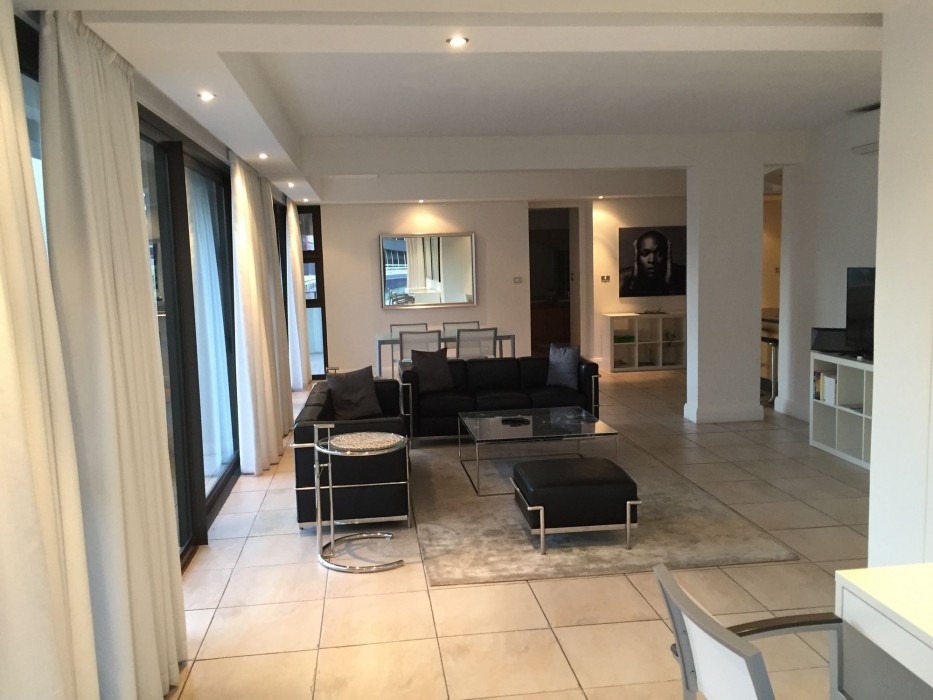 Avenue One 32/56