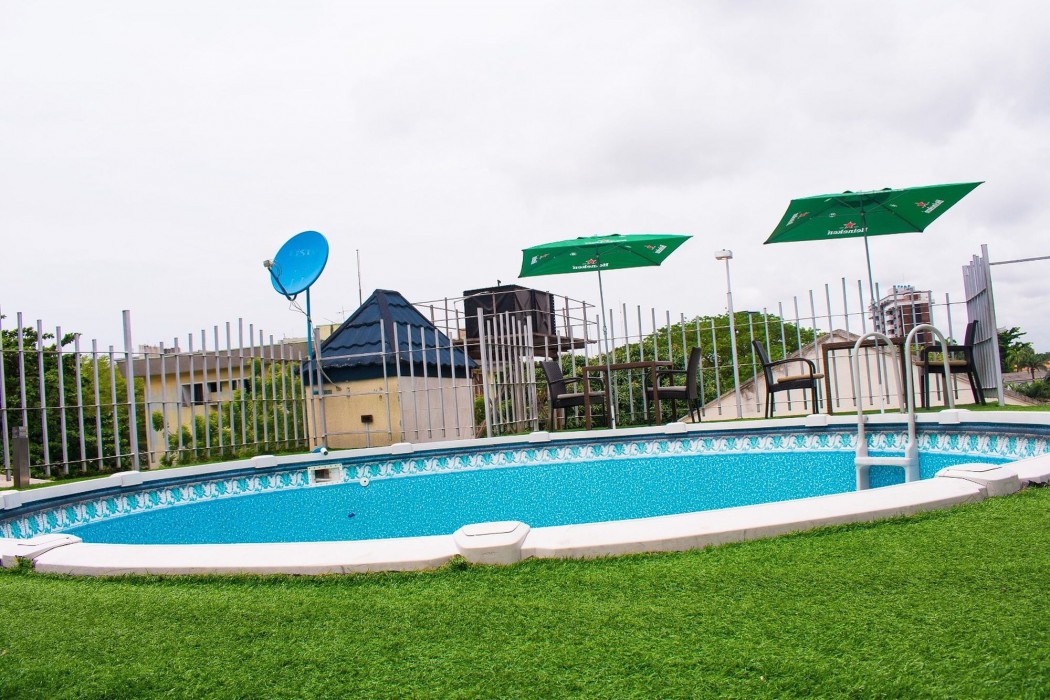 Atlantic Hotel And Suites 44/83