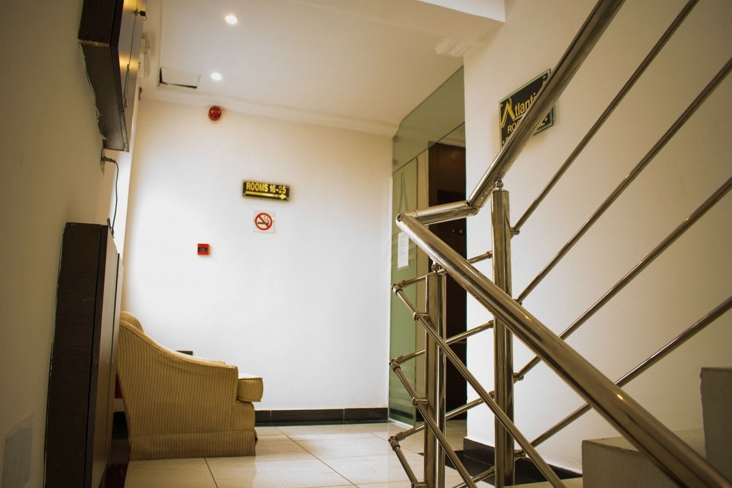 Atlantic Hotel And Suites 33/83