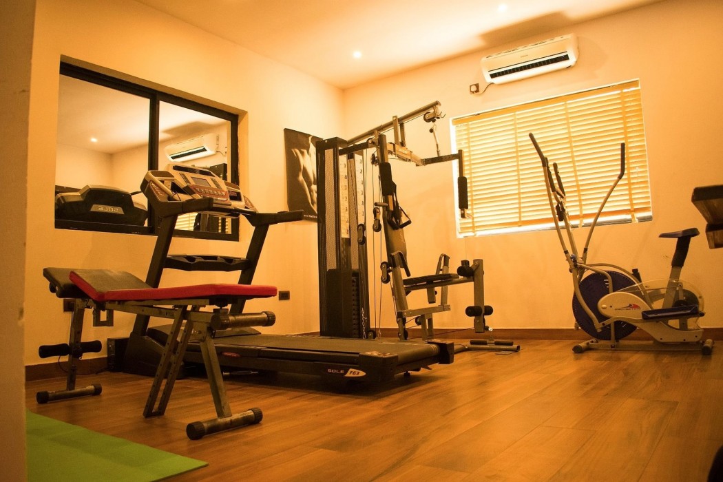 Atlantic Hotel And Suites 46/83