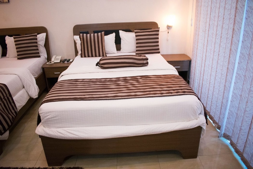Atlantic Hotel And Suites 36/83