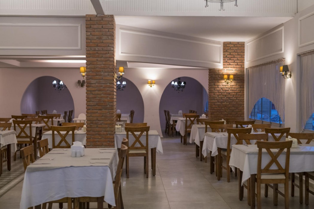 Alize Hotel 42/83