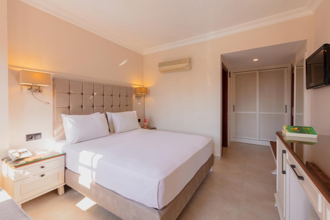 Alize Hotel 15/83