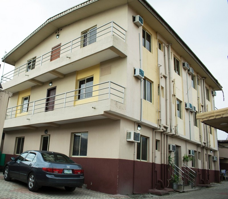 Maxton Suites Magodo 11/27