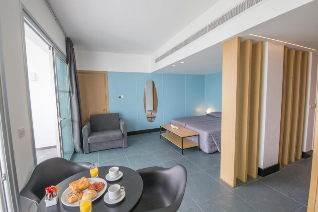 Anthea Hotel Apartments 14/60