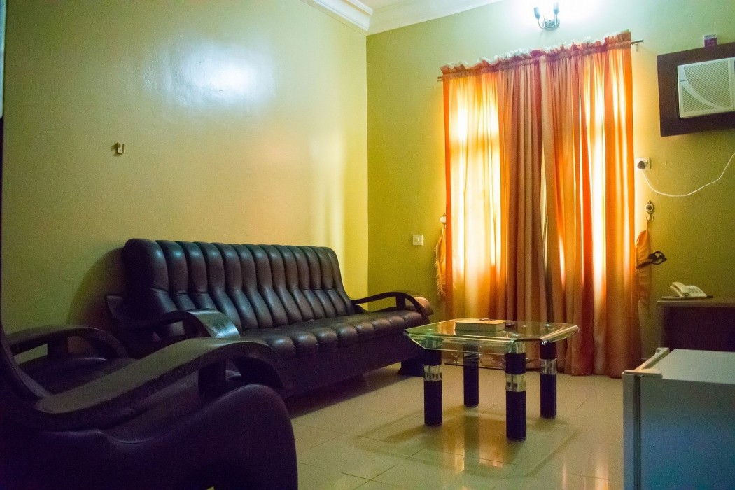 Golden Destiny Hotel Limited 62/100