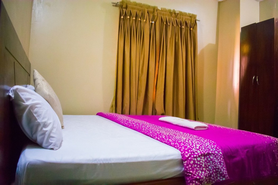 Golden Destiny Hotel Limited 53/100