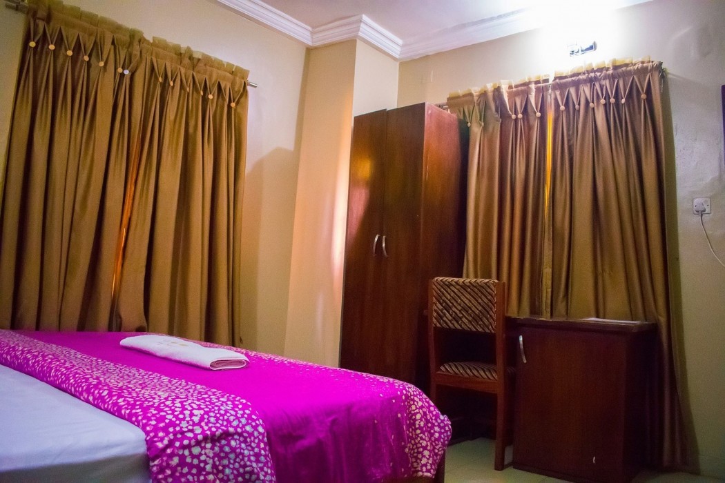 Golden Destiny Hotel Limited 51/100