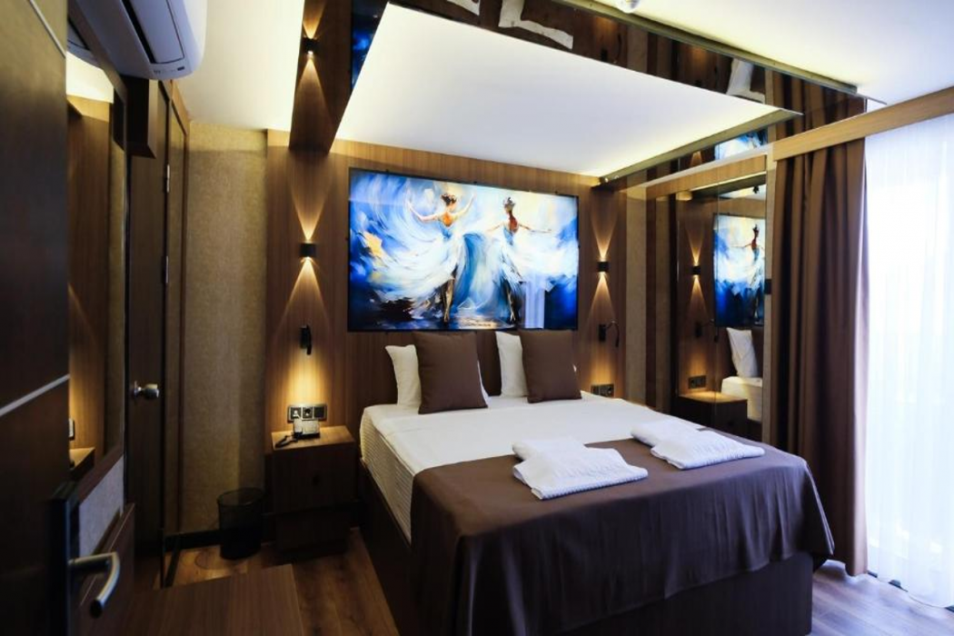 Duqqan Deluxe Hotel 8/63