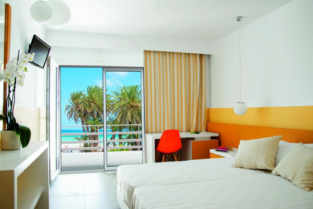 Zeus Hotels Palm Beach Hotel 13/63