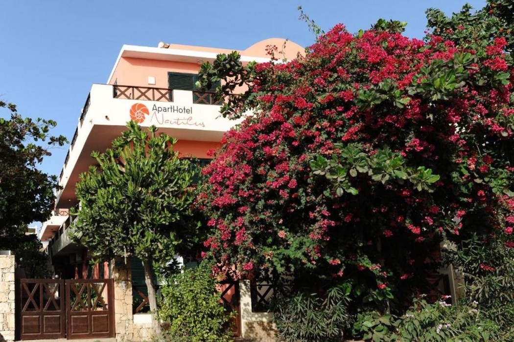 Nautilus Aparthotel in SAL