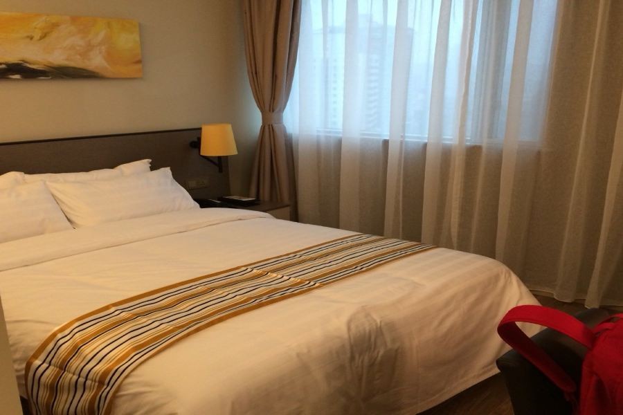 Home Inn Plus (Wuxi Zhongshan Road Shenglimen Metro Station) 26/57