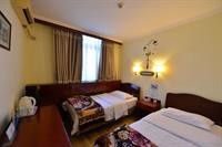 Dragon King Hostel 24/70