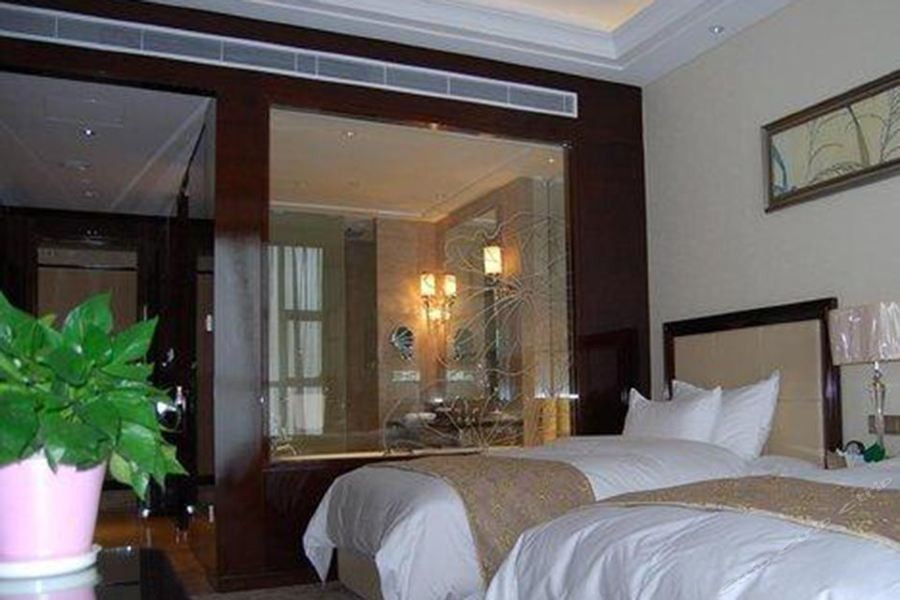 Jinyue Hotel 26/45