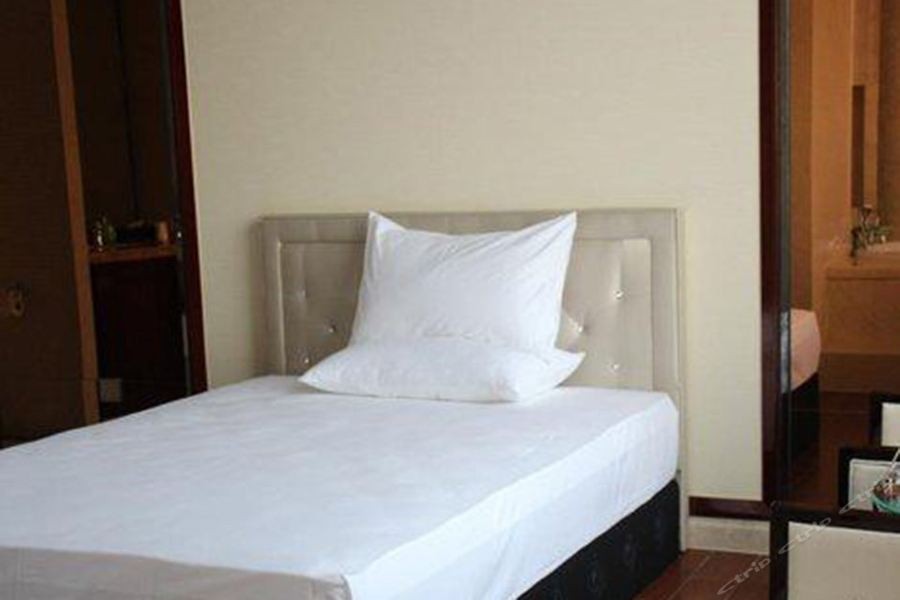 Jinyue Hotel 17/45