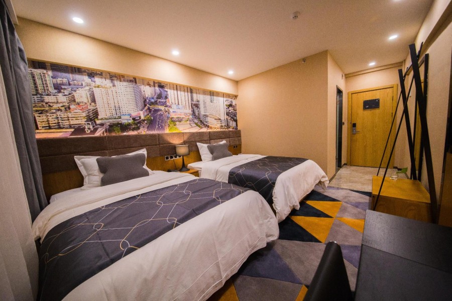 Chonpines Hotel (Huizhou Huidong Hongling Avenue) 32/68