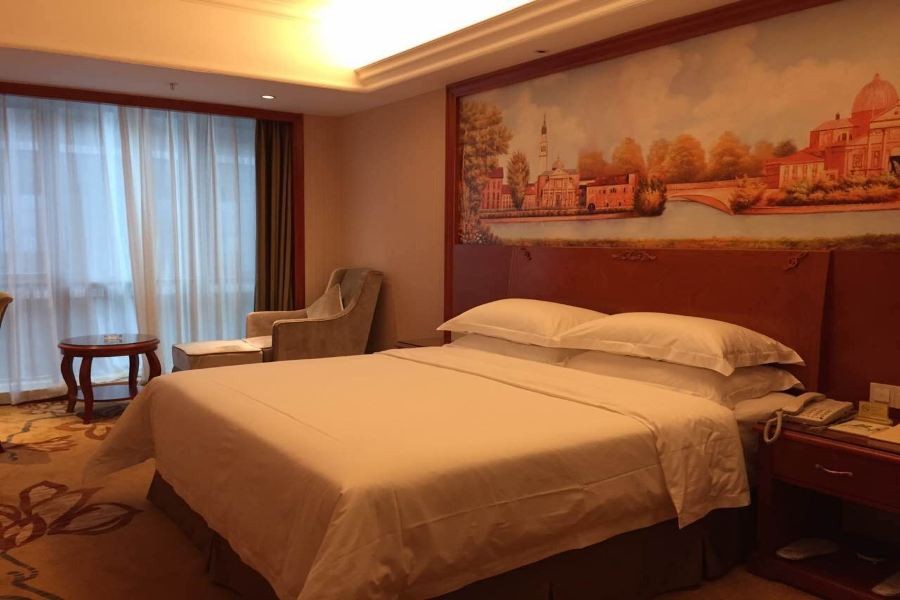 Vienna International Hotel (Foshan Qiandenghu) 7/12
