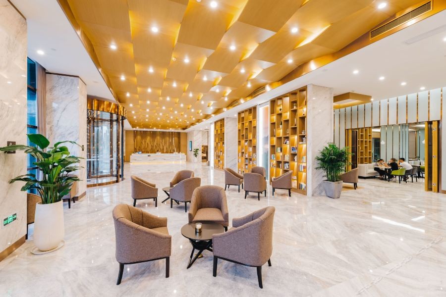 Atour Hotel (Yixing Huankeyuan) 8/24