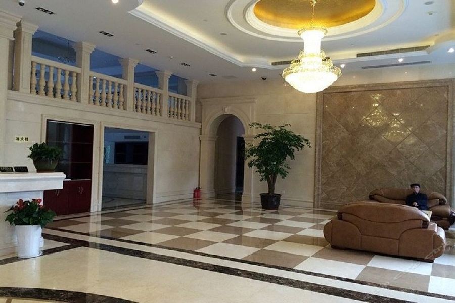 Vienna Hotel (Shanghai Hongqiao Airport Jiuting) 9/16