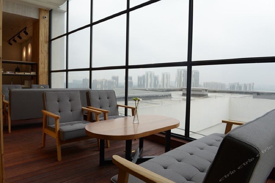 Mama Apartment (Chongqing University Town) 13/42
