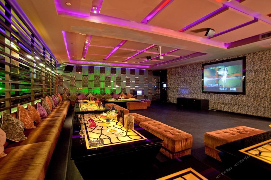 Chinflux Mandarin Hotel 34/44