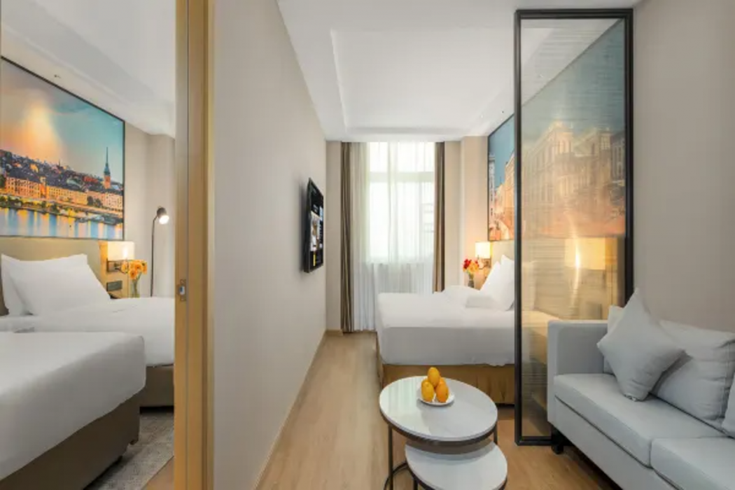 Vienna International Hotel (Nanning Jiangnan Wanda Pingxi Night Market Branch) 6/30