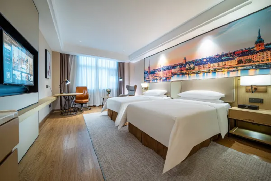 Vienna International Hotel (Nanning Jiangnan Wanda Pingxi Night Market Branch) 8/30