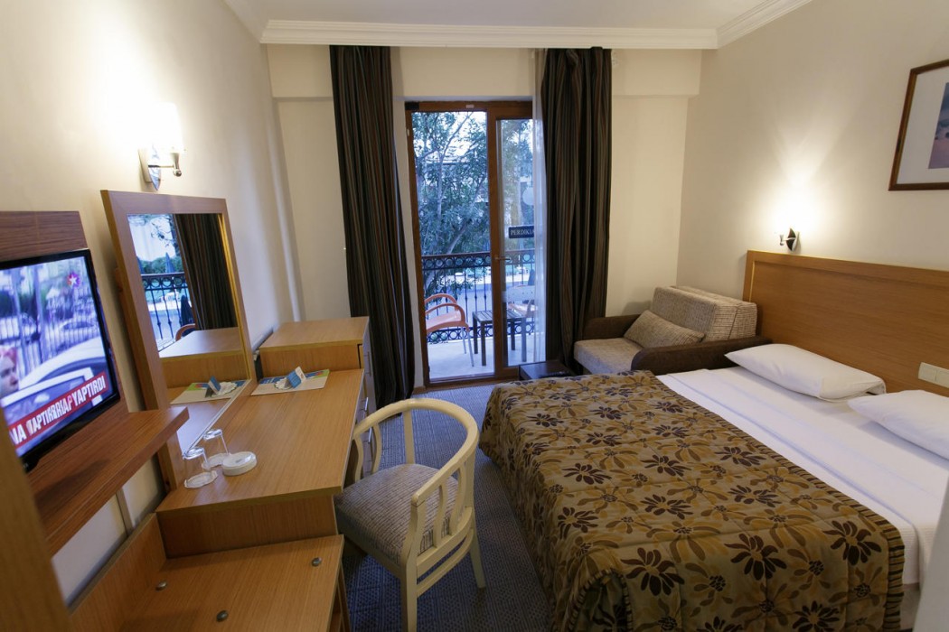 Perdikia Beach Hotel 15/44