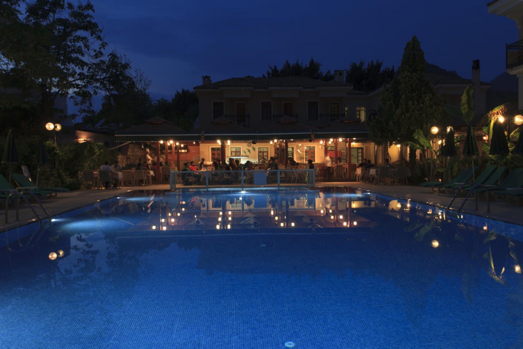 Perdikia Beach Hotel 25/44