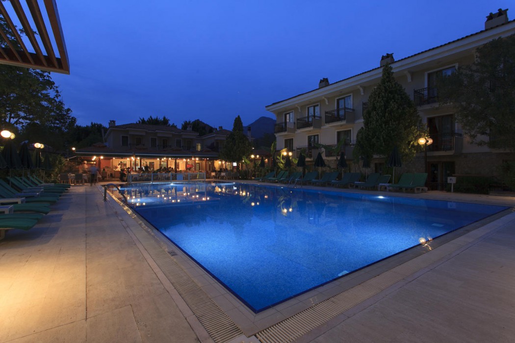 Perdikia Beach Hotel 26/44