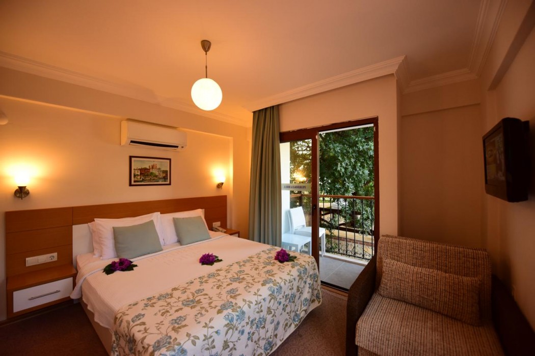 Perdikia Hill Family Resort Villas 14/68