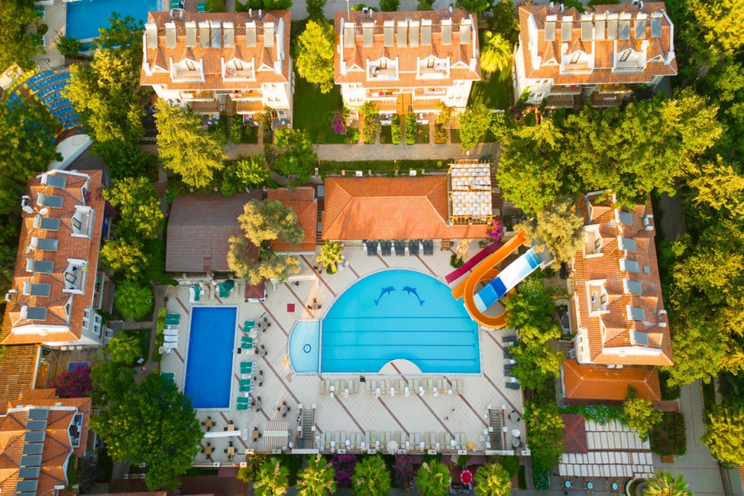 Perdikia Hill Family Resort Villas 24/68