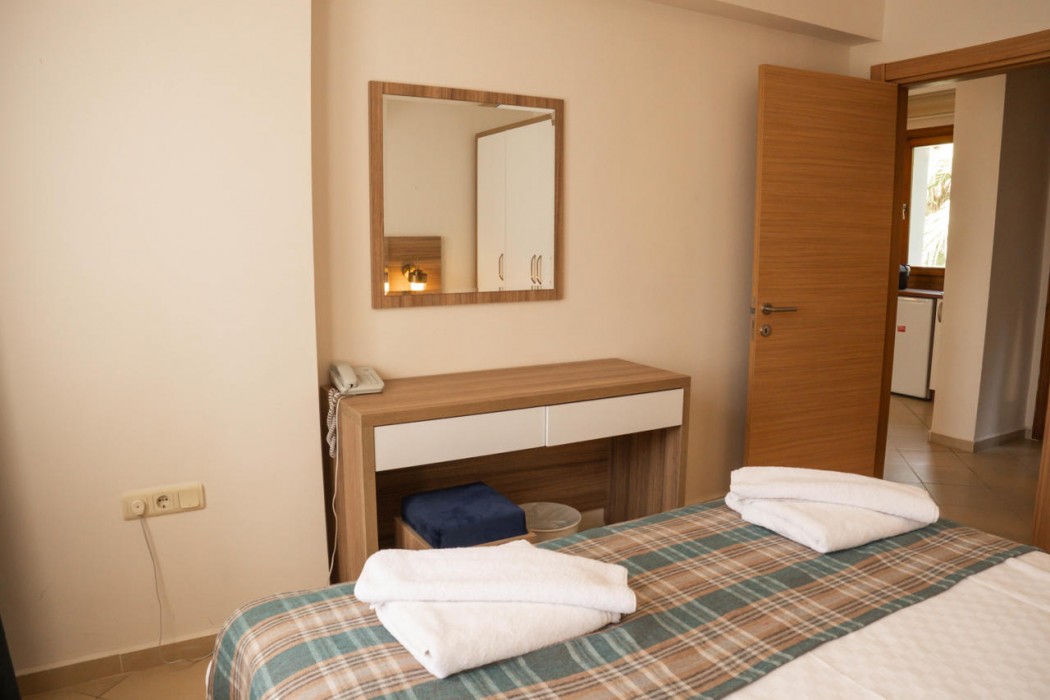 Perdikia Hill Family Resort Villas 15/68