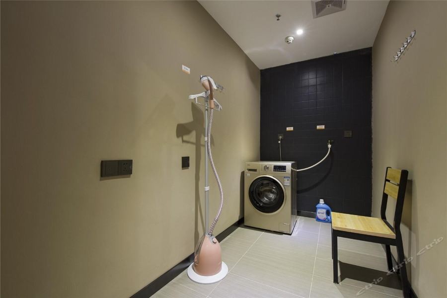 Yeste Hotel 1/11