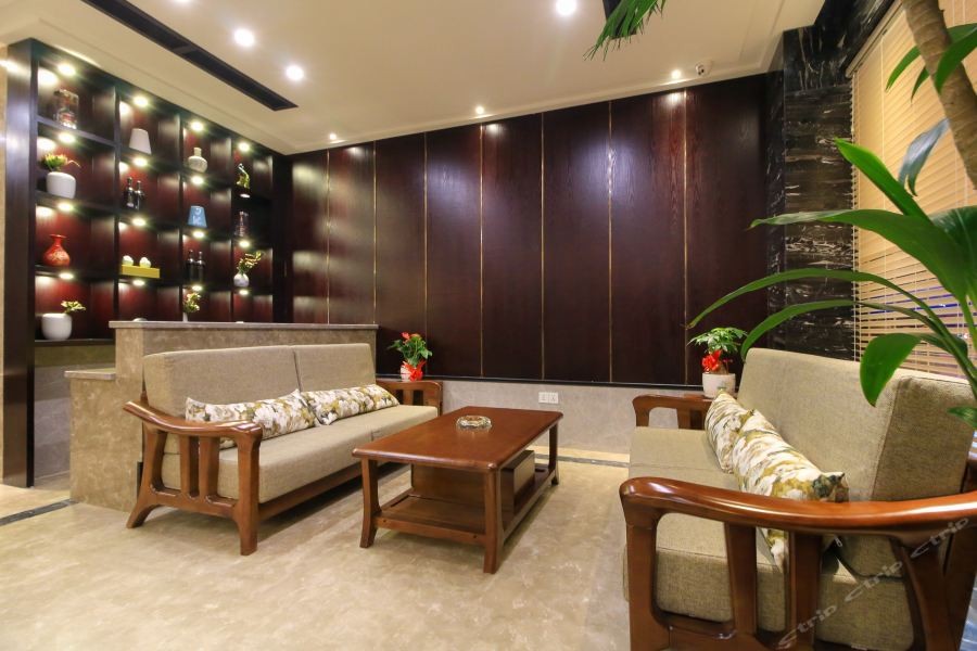 Chonpines Hotel (Yiwu International Trade City) 15/31