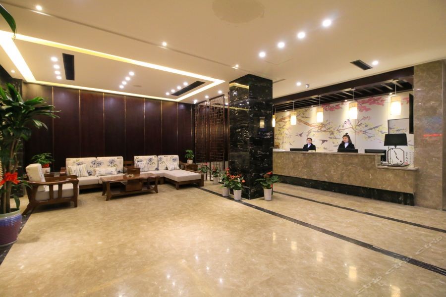 Chonpines Hotel (Yiwu International Trade City) 18/31