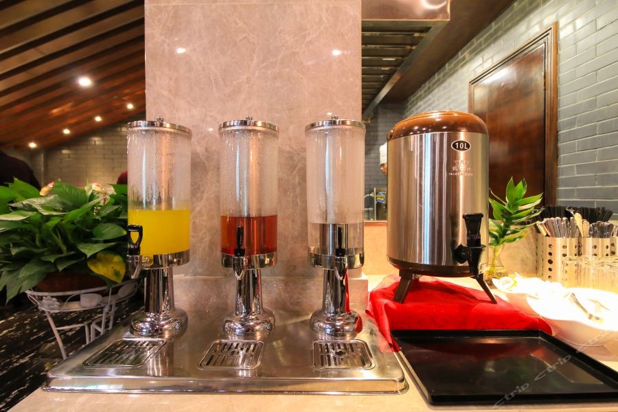 Chonpines Hotel (Yiwu International Trade City) 16/31