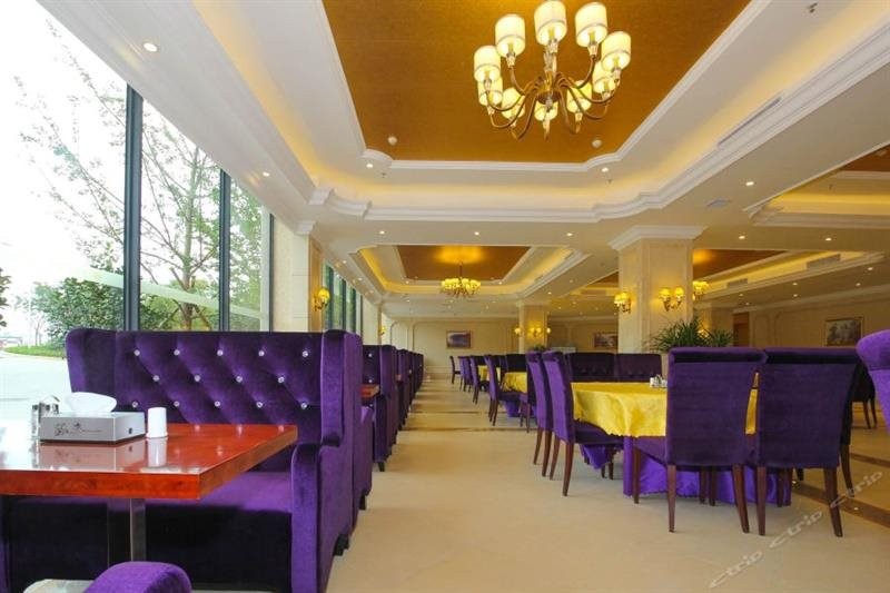 Vienna Hotel (Guilin Wanfu Square) 31/45