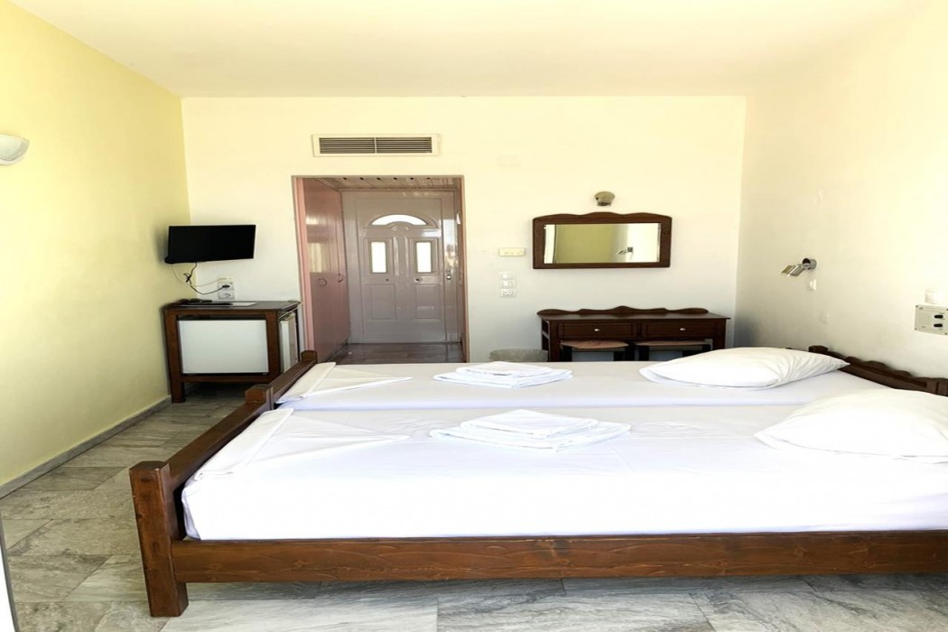 Mykali Hotel 28/74
