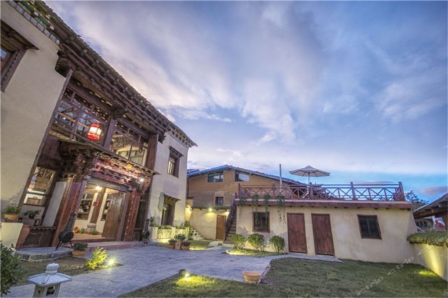 E-Outfitting Boutique Hotel Shangri-La 29/66