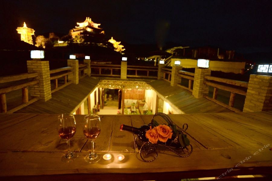 E-Outfitting Boutique Hotel Shangri-La 40/66