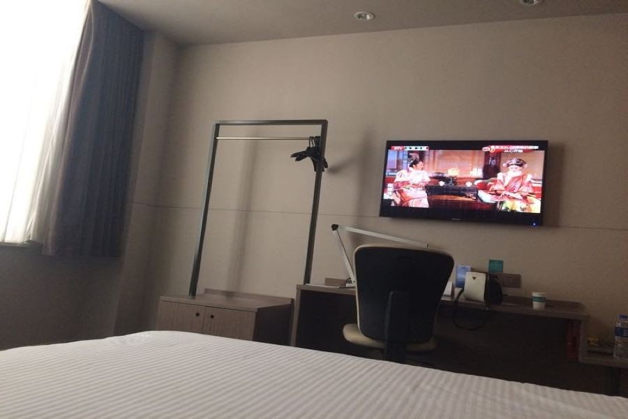 Jinjiang Inn Select (Xi'an Bell Tower North Street Metro Station) 34/67