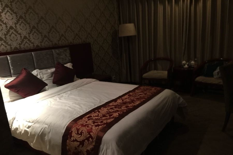 Peace Sunshine Hotel 19/36